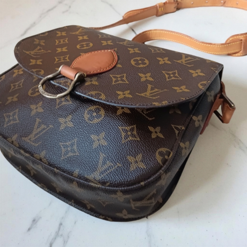 Louis Vuitton Saint Cloud GM Monogram Vintage Crossbody Bag - Picture 9 of 17